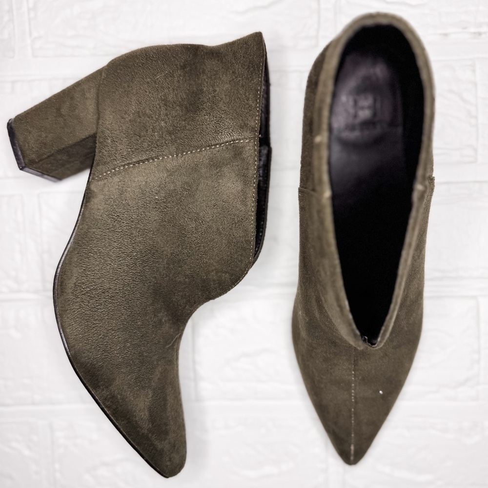 HALSTON Women's NYC Ankle Booties Olive Green Size 6